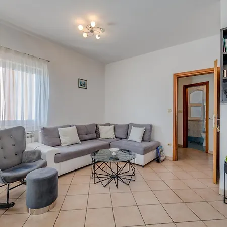 Jesenice Apartman